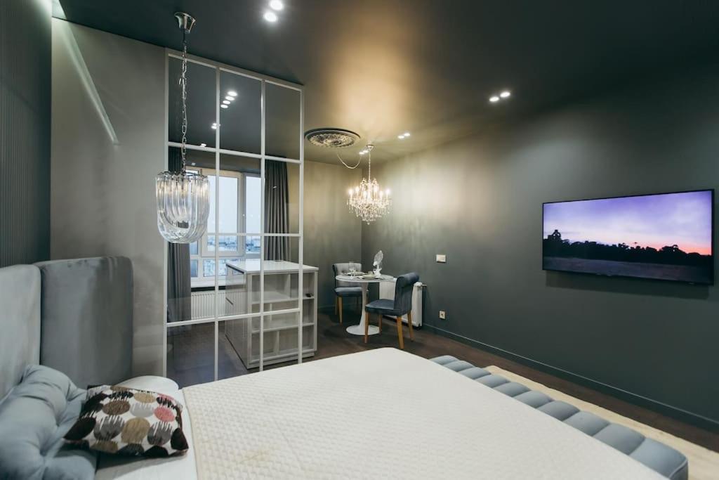 Atlant Luxury Apartments On Golovna Навпроти Тц Депот, Безконтактне Заселення Czerniowce Zewnętrze zdjęcie