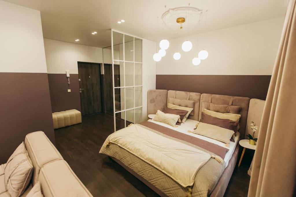 Atlant Luxury Apartments On Golovna Навпроти Тц Депот, Безконтактне Заселення Czerniowce Zewnętrze zdjęcie
